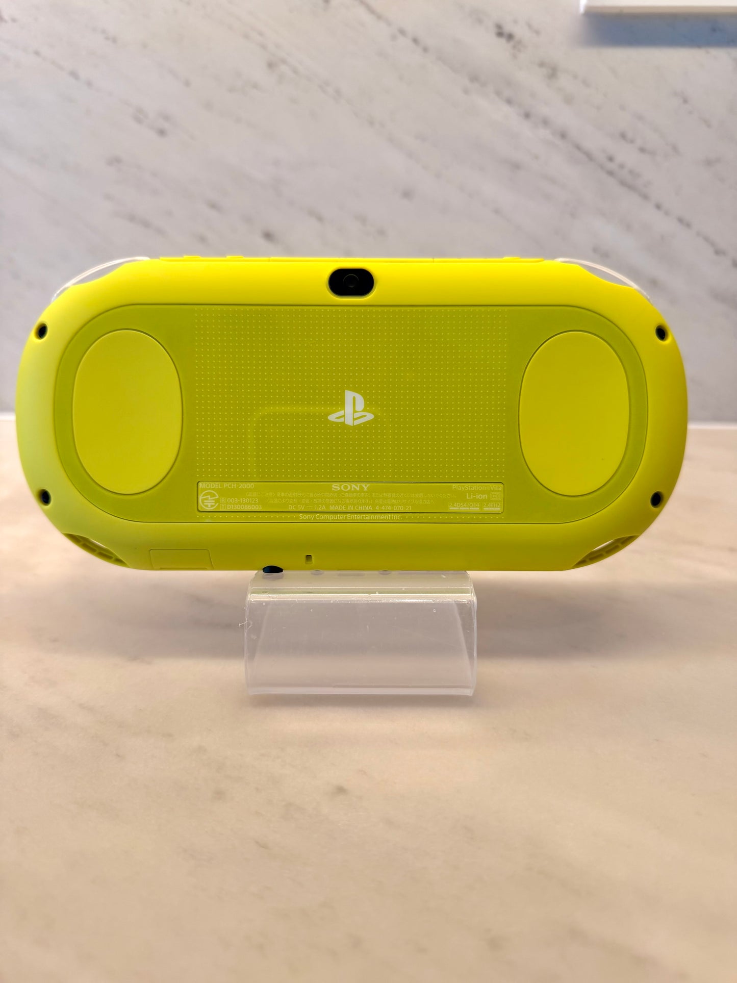 Ps Vita 2000 yellow