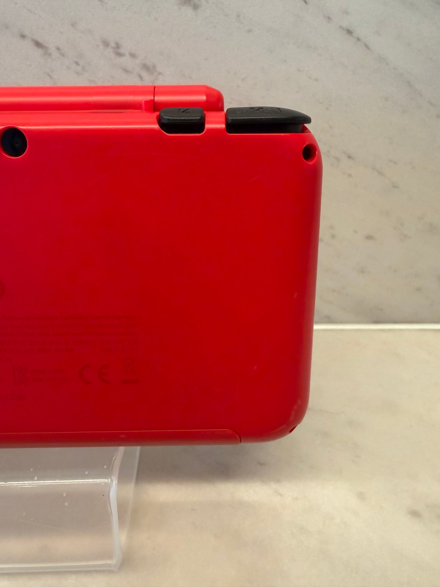 New Nintendo 2ds LL Poke Ball edition