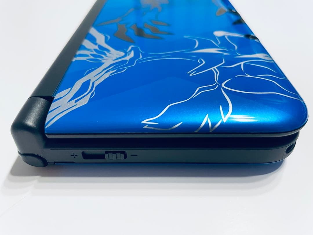 Nintendo 3DS LL Pokémon X Pack Xerneas & Yveltal Edition — Japan Exclusive Limited Model