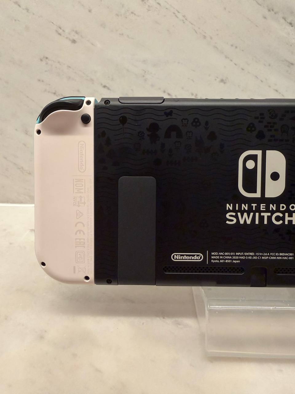 Nintendo Switch Animal crossing edition